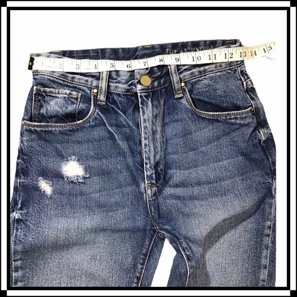 Blank NYC Distressed Cropped Denim Jeans | 24 - Picture 3 of 12